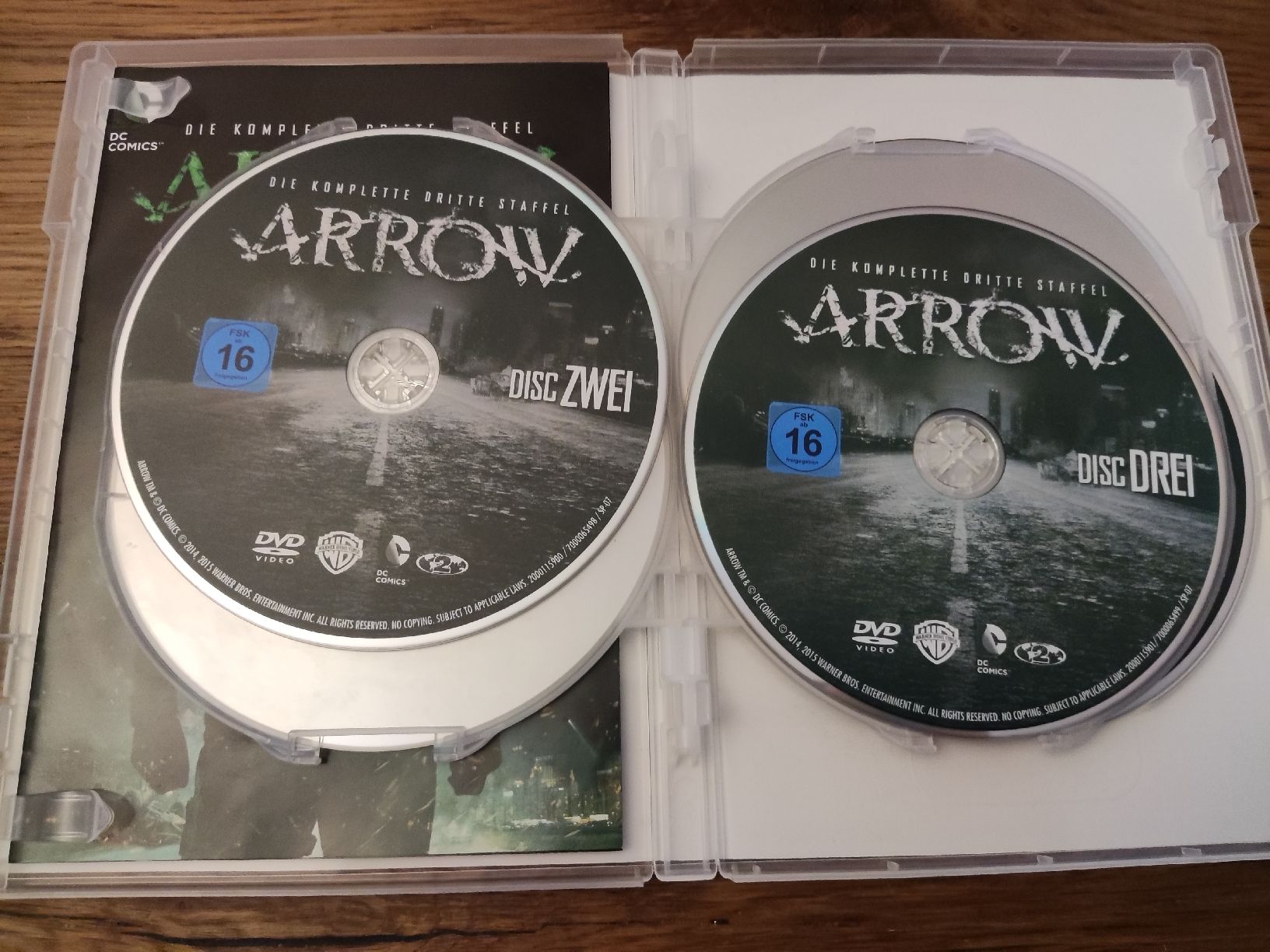 Tutti i DVDs: Arrow - die komplette dritte Staffel - DVD – Usato da Oberembrach venduto da giu_7ksd 3