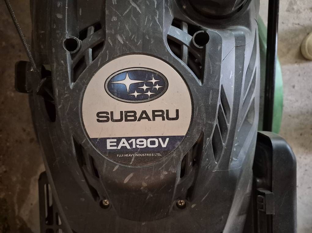 Tagliaerba: Rasenmäher Subaru 4-Takt – Usato da Maienfeld venduto da Sepurlipan 2