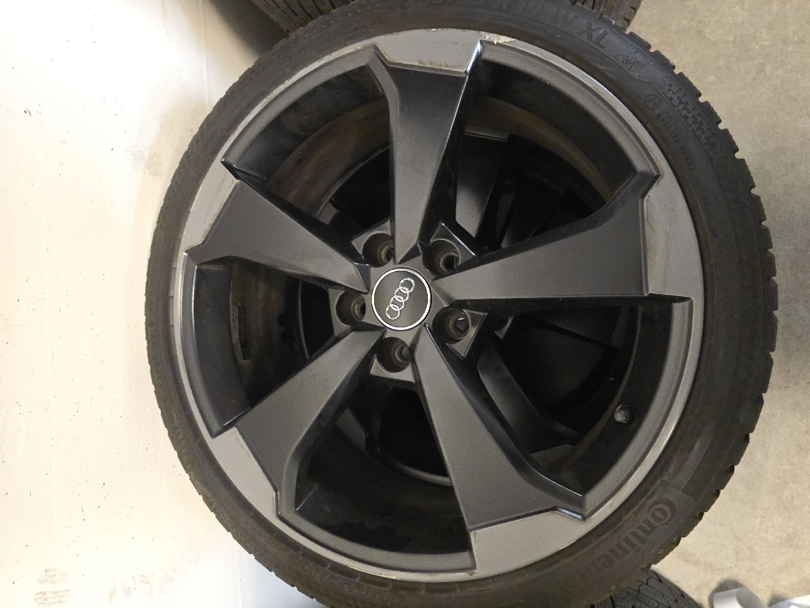 Pneumatici & Ruote complete: Audi Rs3 Winterkompletträder Ab 649.- – Usato da Volketswil venduto da true_story 1