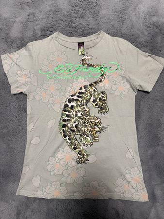 ungetragenes Ed Hardy T-Shirt - Grösse S