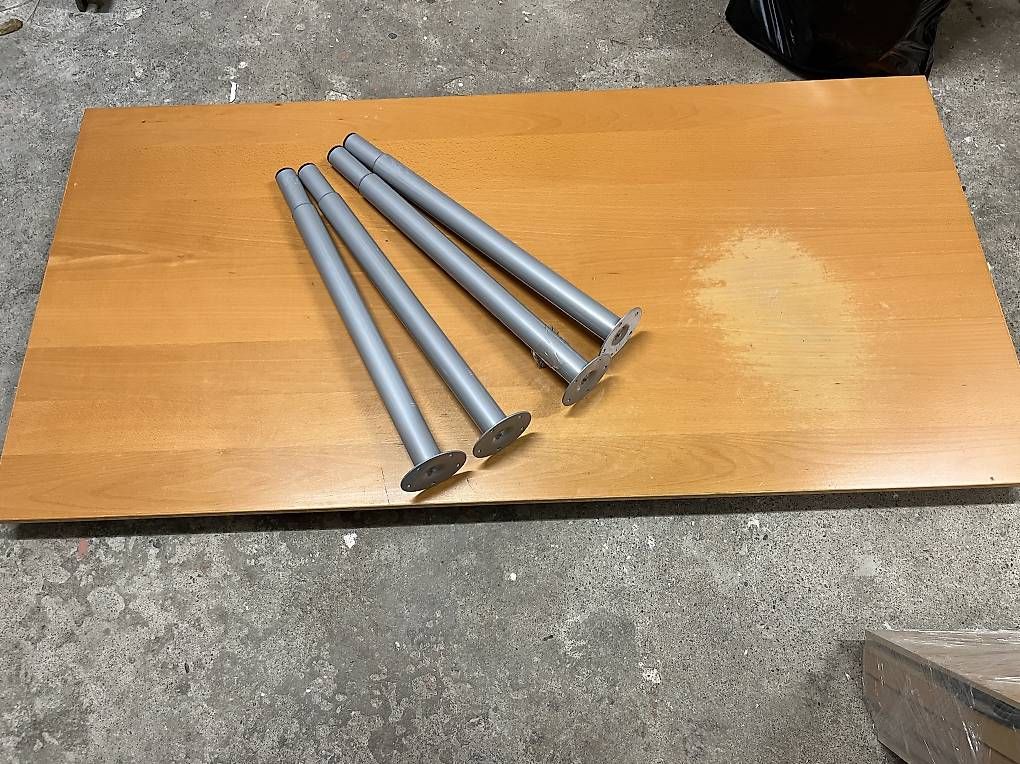 Schreibtische: Ikea Schreibtisch 160 x 80 – Gebraucht aus Wettingen von mo_5430
