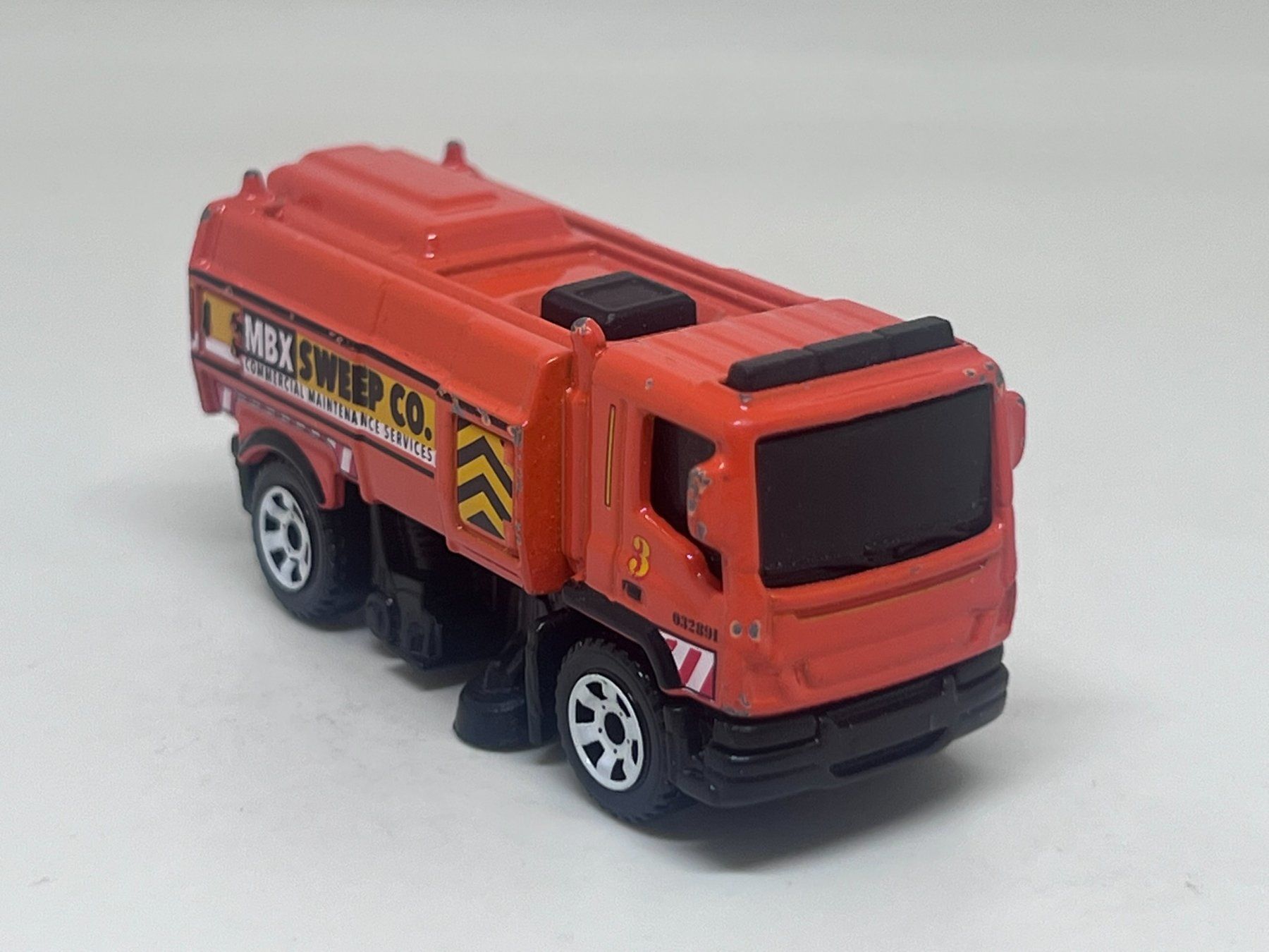 Matchbox Modellini d'auto: Matchbox Street Cleaner #770 – Usato da Wildegg venduto da LaaBoutique