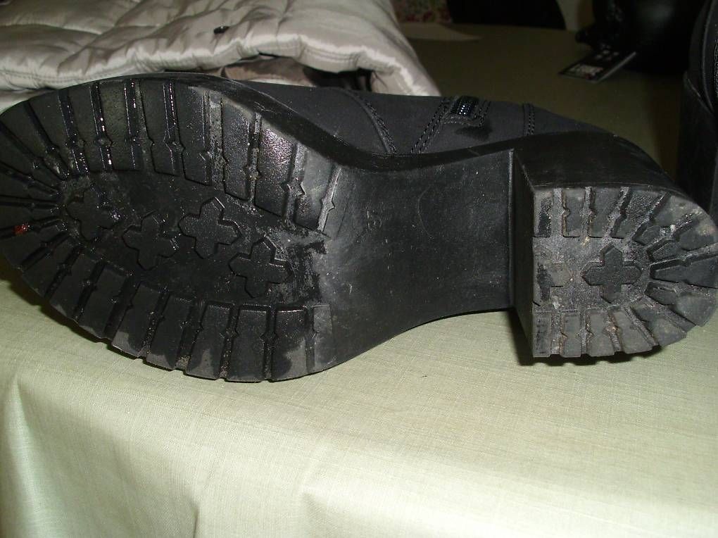 Scarpe da donna: Damen Schuh schwarz Gr. 37 – Usato da Gümligen venduto da Marianne2 3