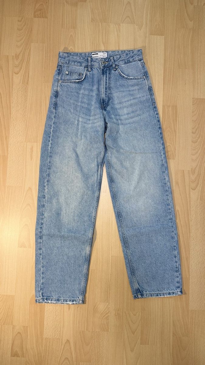 Bershka Pantaloni: Pantalon bleu baggy taille 34 EU – Usato da Glovelier venduto da nba_9jf8