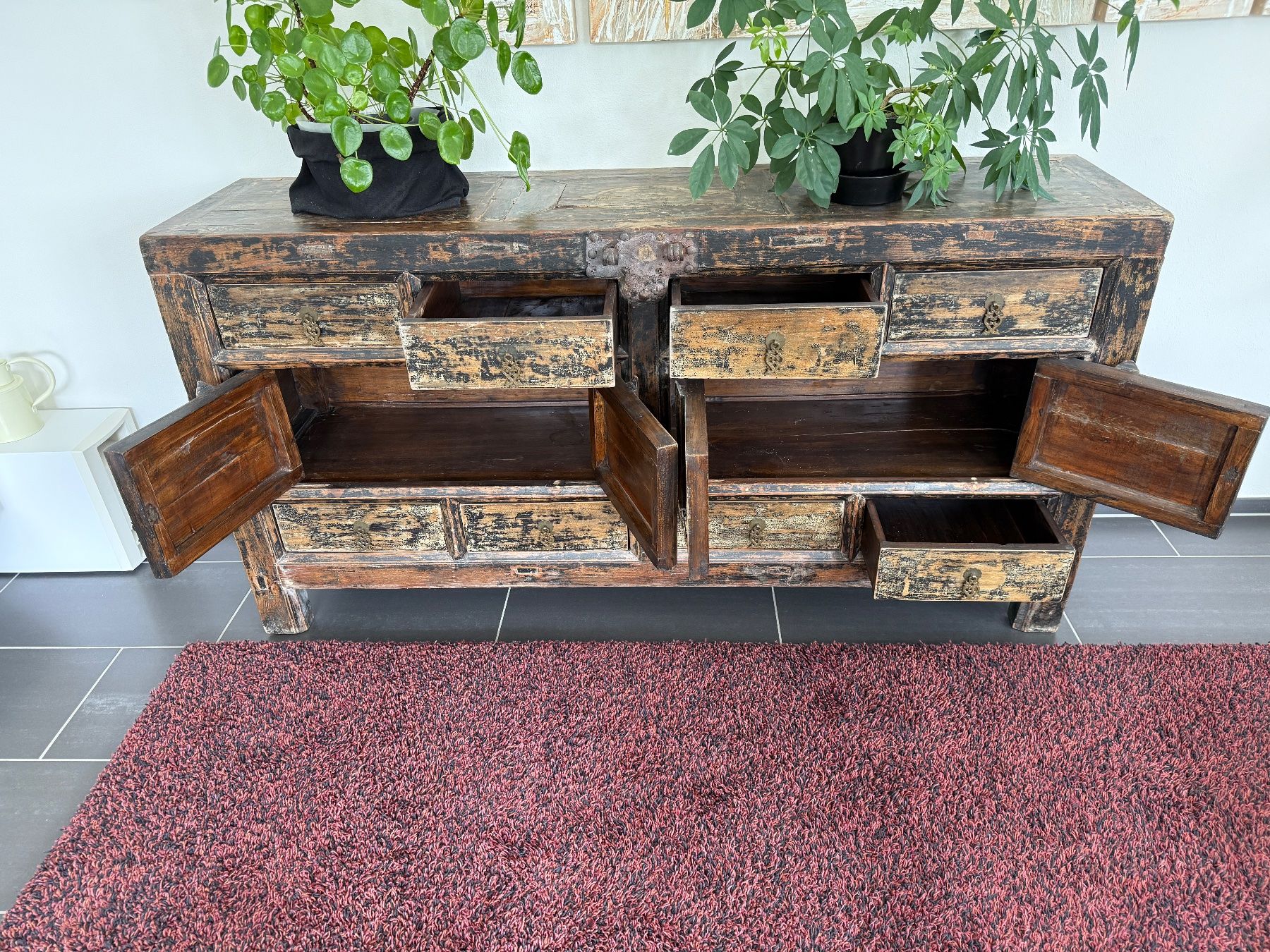 Credenze: Antikes asiatisches Sideboard – Usato da Wiesendangen venduto da Fastwi 4
