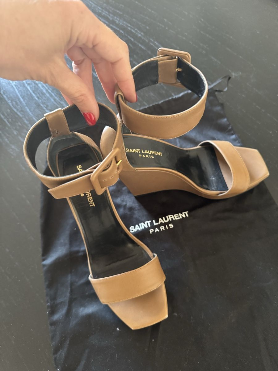 Saint Laurent Scarpe da donna: Sandales compensées Saint Laurent 40 – Usato da St-Légier-Chiésaz venduto da joe_5gxd