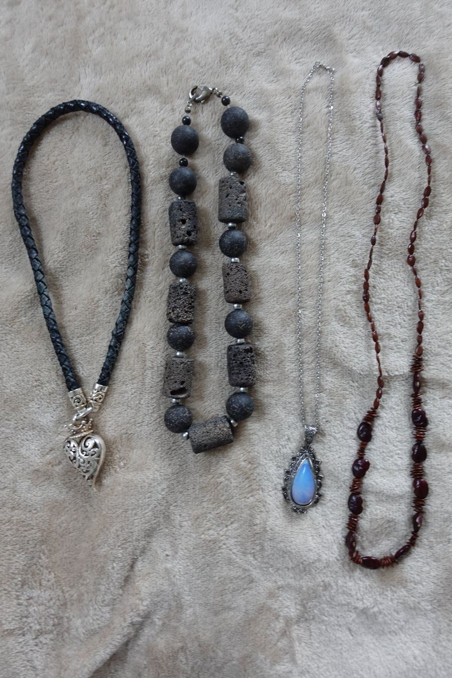 Altri gioielli: 1 schönes 22 teiliges Modeschmuck Set – Usato da rorschach venduto da Babsi64 5