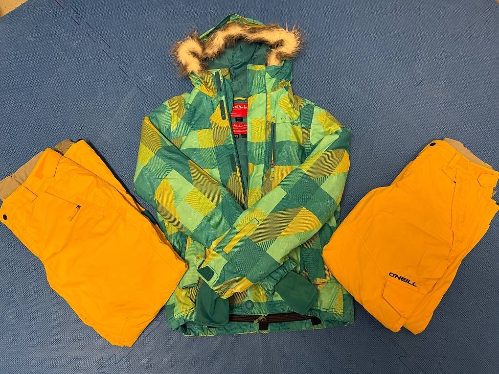 Completi & Tailleur: Skianzug-Set – Usato da Winterthur venduto da OliviaC5