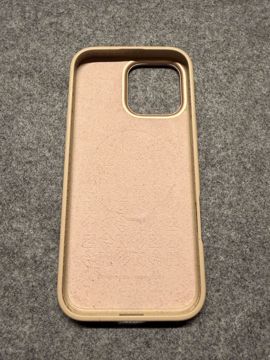 Cover & Protezioni schermo: Nudient MagSafe Case - iPhone 16 Pro Max – Usato da Zürich venduto da vh.8038 2