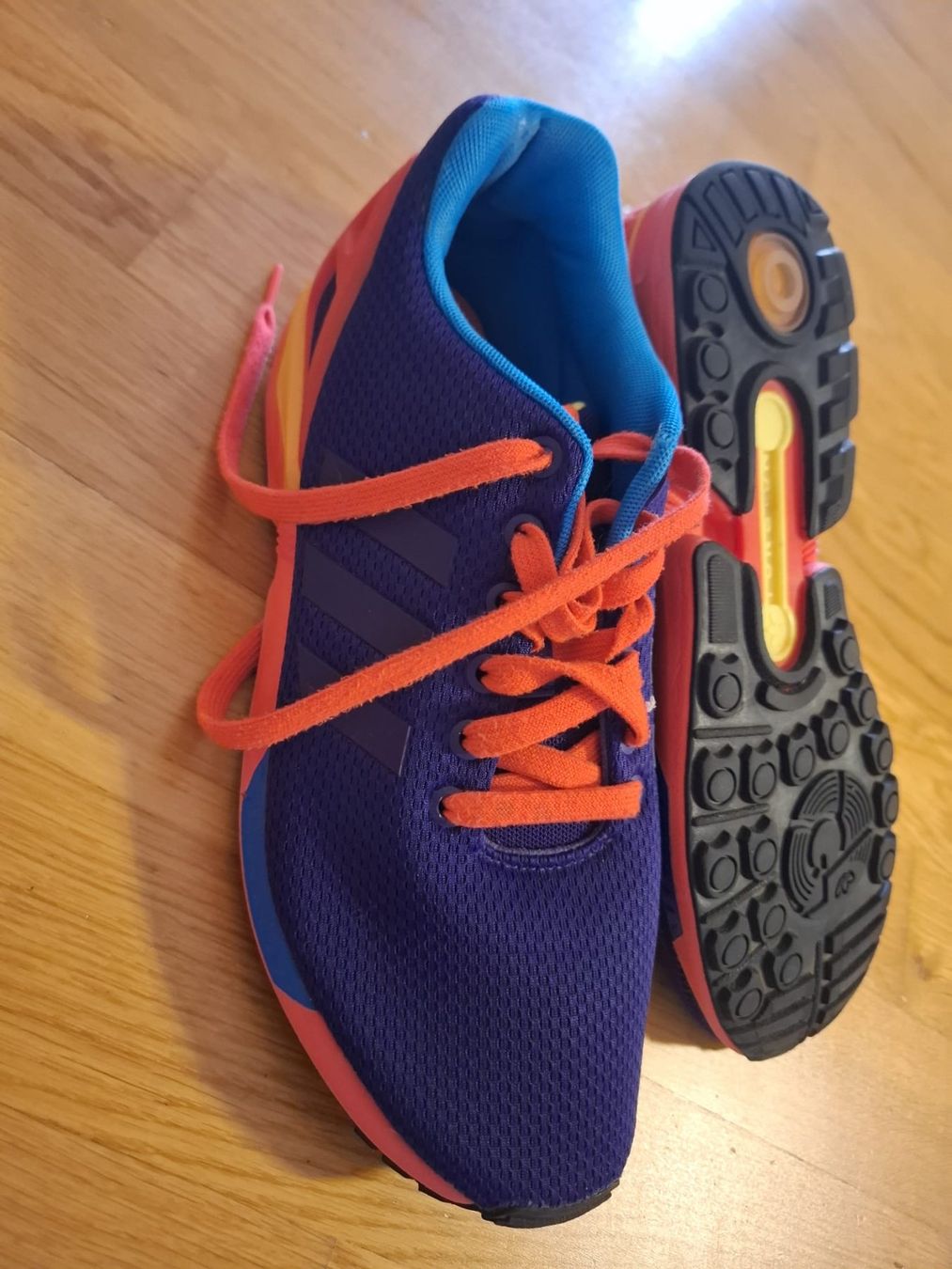 Adidas Scarpe da donna: Adidas Torsion Gr. 41. 1/3 – Usato da Sursee venduto da Ventiduese