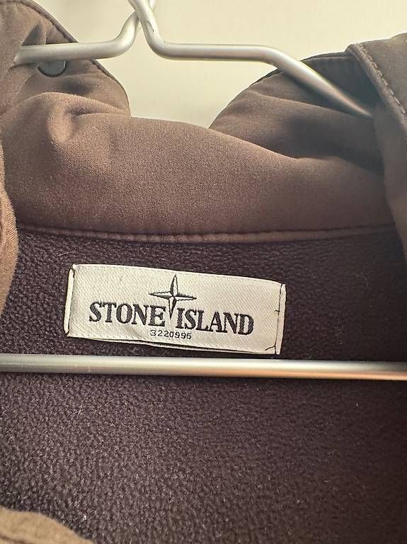 Stone Island Jacken: Stone Island Soft Shell-R Jacke – Gebraucht aus Bottighofen von max_r8mx 4
