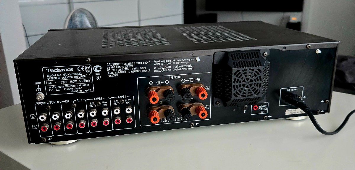 Technics Verstärker: Technics SU-V620M2 Stereo Integrated Amplifier – Gebraucht aus Riedt b. Erlen von 63ak 3
