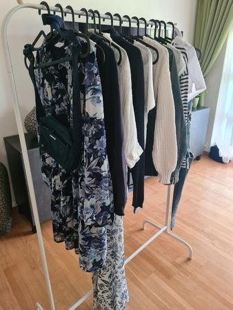 15 Teile Kleider Damen, gr. XS/S, blau weiss