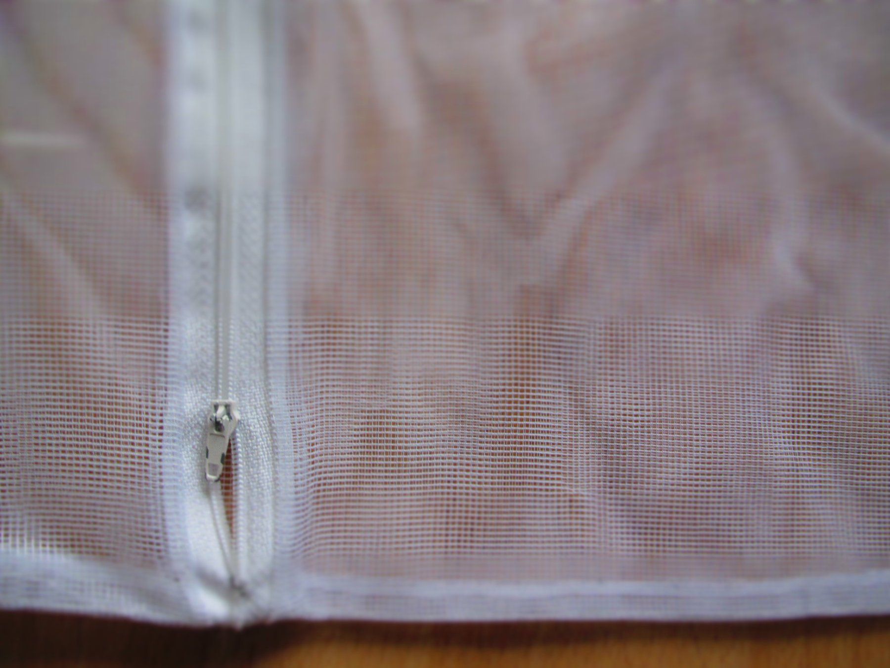 Biancheria da letto: 4 HOUSSES DE PROTECTION POUR COUSSIN – Usato da Murten venduto da Selliot 6