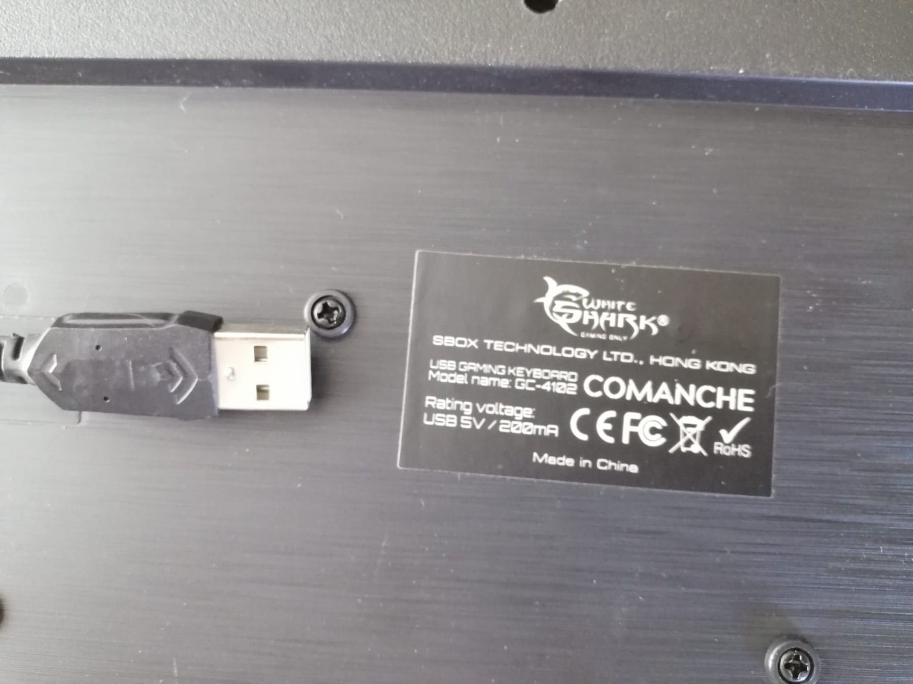 Tastiere: Clavier gamer Sharkoon avec rétroéclairage multicolore – Usato da Genève venduto da tremmetri 3