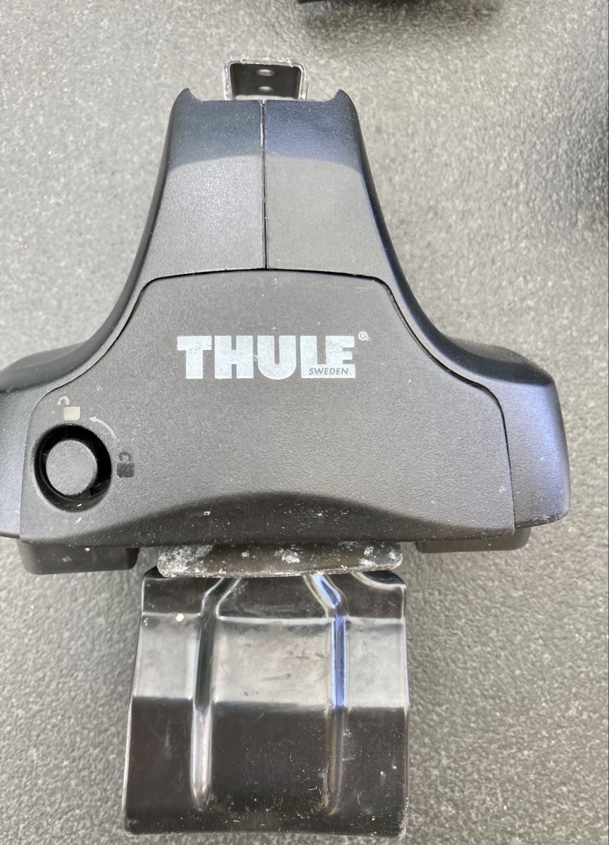 Thule Portapacchi: Thule Rapid System 754 mit Kit 1543 – Usato da Burgdorf venduto da Iret 2