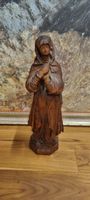 Holzfigur Heilige Frau mit Kapuze guter Zustand