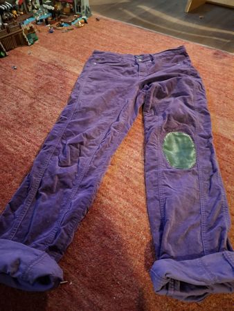 Golfino Damen Cordhose Lila Gr.40 mit Flicken Unikat 💜