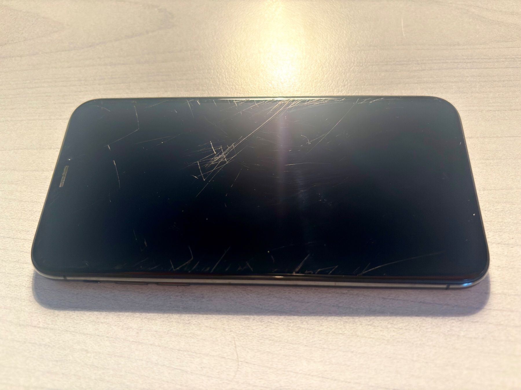 Apple Telefoni cellulari / Smartphones: iPhone XS, SpaceGrey, 64GB, inklusive Schutzhülle – Usato da Wettingen venduto da Jasper73 9