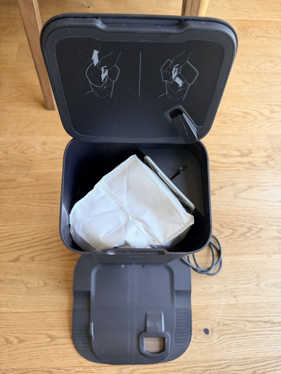 Irobot Aspirapolveri & Accessori: iRobot Roomba i7+ (Model i7556) with Clean Base  – Usato da Gockhausen venduto da van_82kh 7