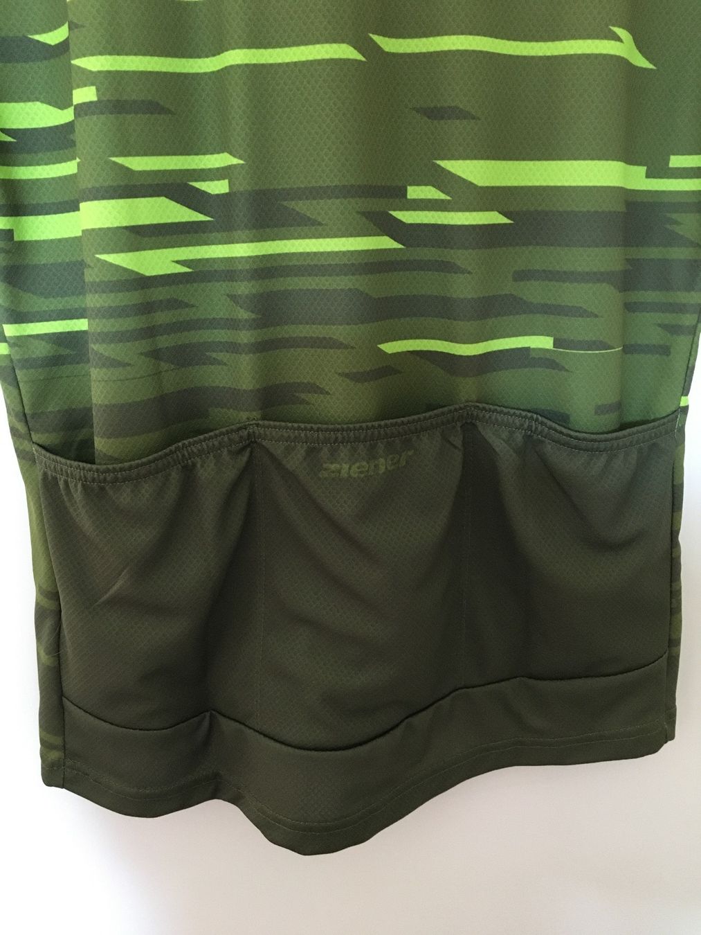 Ziener Maillots de corps & Pantalons: Velo Shirt – Neuf avec emballage d'origine à Langnau i. E. par luzzy007 1