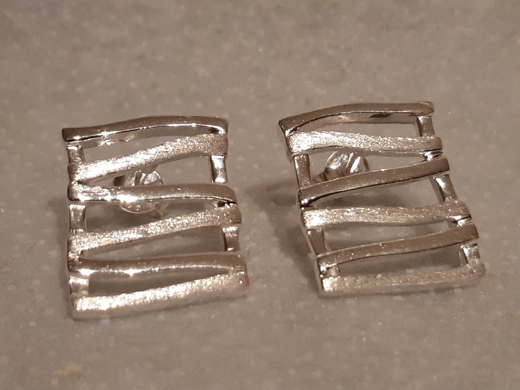 Orecchini pendenti & Orecchini a lobo: Ohrstecker Sterling Silber 925 Square – Nuovo e nell'imballaggio originale da Einsiedeln venduto da My__Way