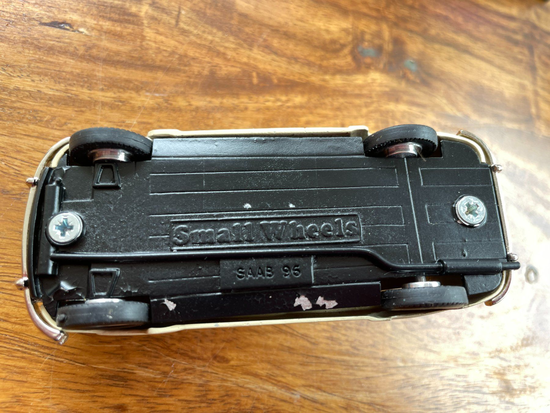 Saab Modellini d'auto: saab 99 ca 1956   1:43 metall small wheels – Nuovo (secondo la descrizione) da Wohlen AG venduto da Erelpowerline 3