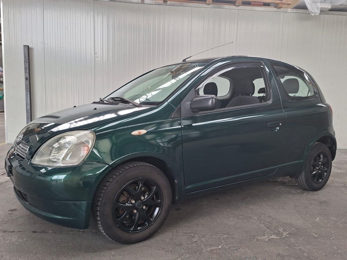 Toyota Automobili: Vendo Toyota Yaris 1.3 – Usato da Canobbio venduto da rox_l8br