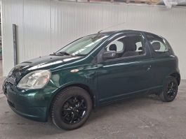 Vendo Toyota Yaris 1.3