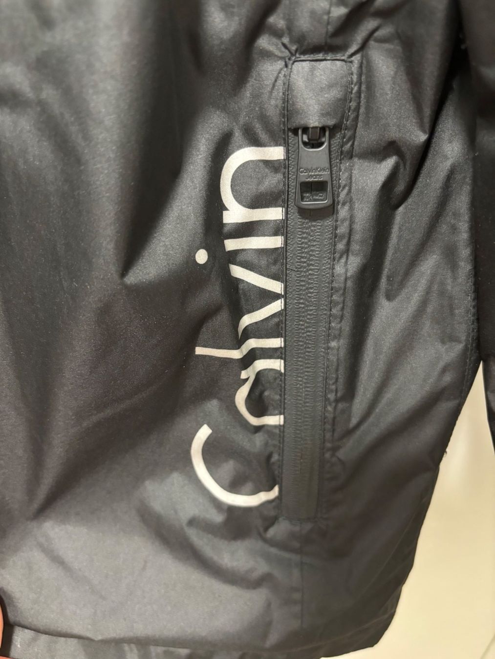 Calvin Klein Giacche: Calvin Klein Jacke – Usato da Wetzikon ZH venduto da Deba26 3