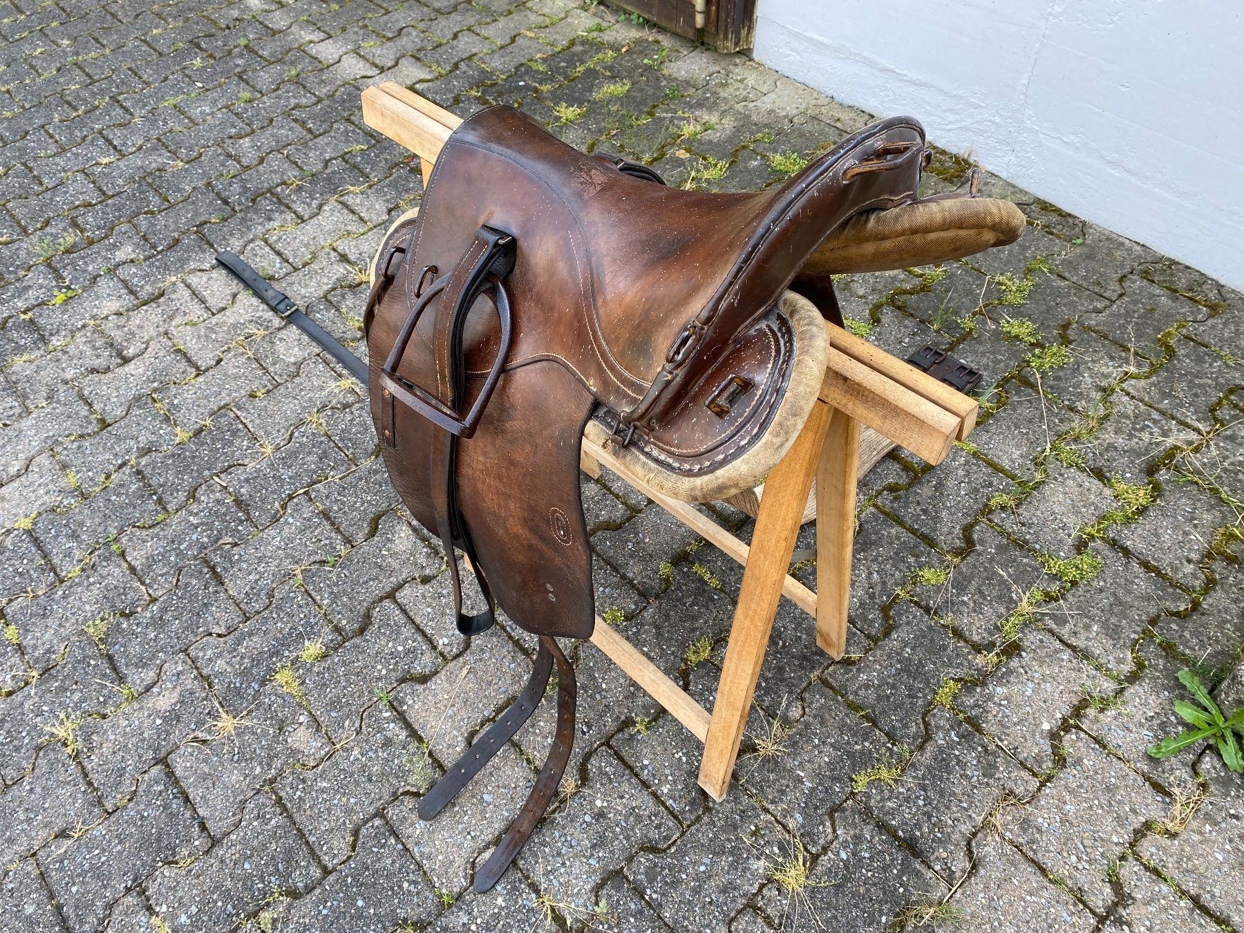 Selle & Accessori: Kavallerie Sattel Schweizer Militär – Usato da Feldbach venduto da Fea1 6