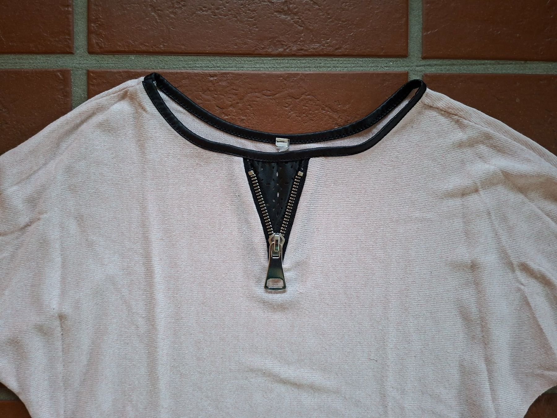 Maglioni & Felpe: Chicorée; rosa Pullover mit Reisverschlussdetail Gr. S – Usato da Boniswil venduto da Totomat-Lady 1