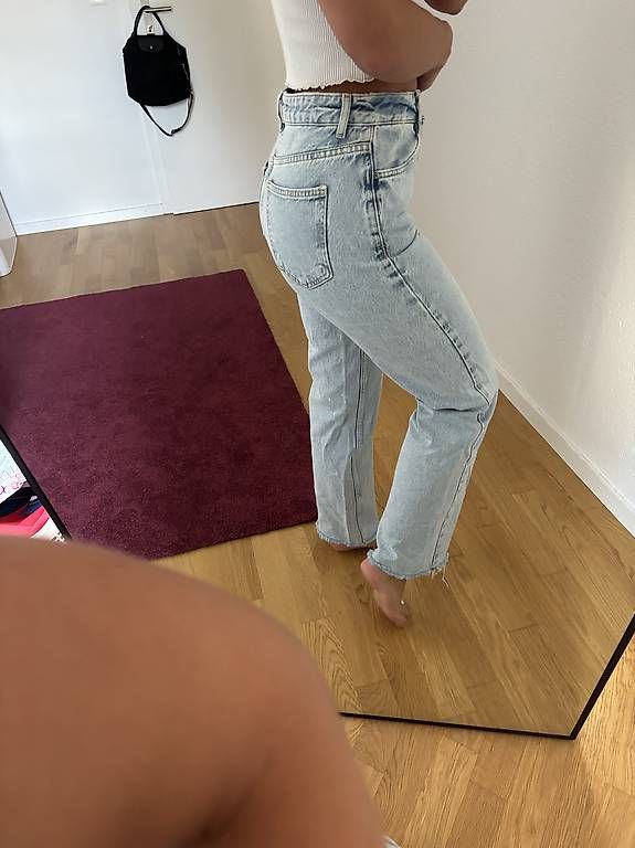 Jeans: Zara Jeans hell – Usato da Bern venduto da Milie.Lou 1
