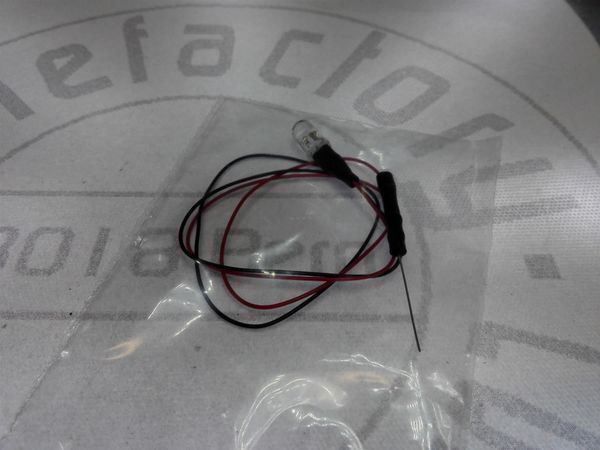 Componenti elettronici: Blink-LED 5mm weiss 12V verkabelt – Nuovo (secondo la descrizione) da Luzern venduto da Salefactory 1
