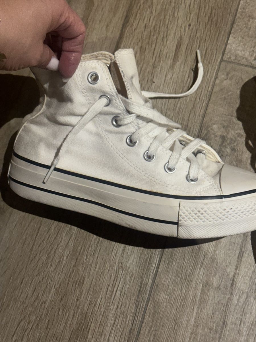 Scarpe da donna: Baskets Converse All Star blanches, pointure 38, état usagé – Nuovo (secondo la descrizione) da Chavannes-Renens venduto da pluvieux 2