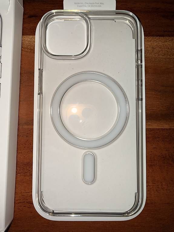 Coques & Protection écran: Apple Clear case Iphone 14 Hülle  – Neuf avec emballage d'origine à Egg b. Zürich par cm08sell 1