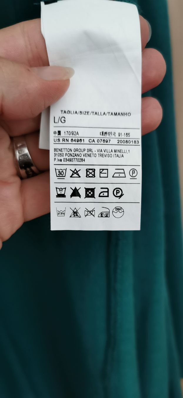 Benetton Giacche: Cardigan 50%Wolle – Usato da Winterthur venduto da Katyakaterina 3