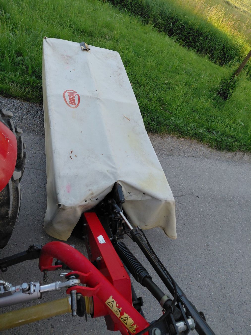 Vicon Tutte le macchine: Scheibenmähwerk Vicon – Usato da Inwil venduto da isegger01 1