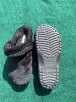 Crocs mit Fell