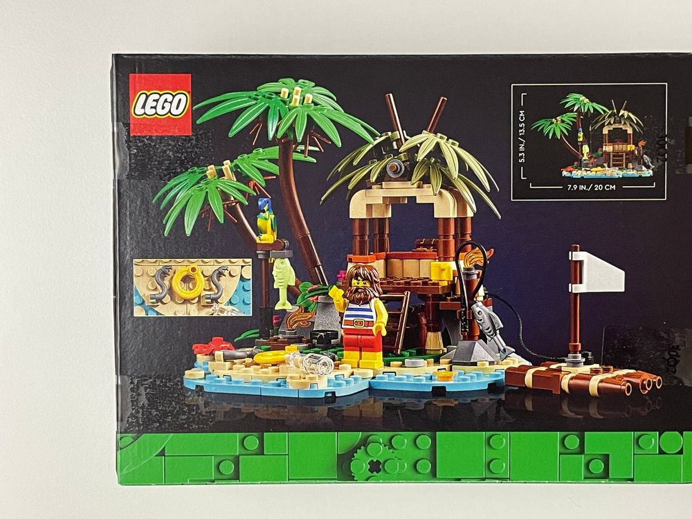 Lego 40566 Ray the Castaway - NEW & SEALED 2