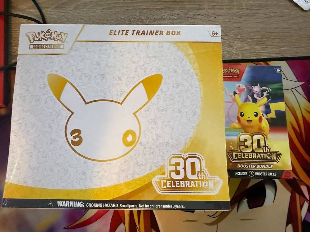 Pokémon 30th Celebration ETB + Booster Bundle Englisch (Neu und ...