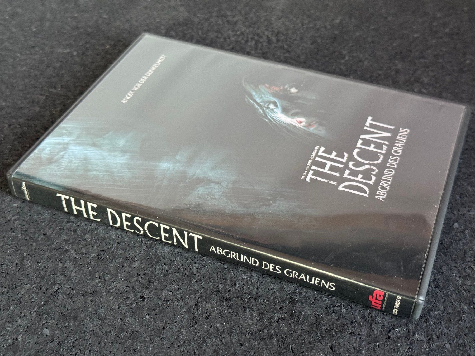 Tutti i DVDs: The Descent DVD DE/EN "Abgrund des Grauens" – Usato da Fribourg venduto da tschjoly 5
