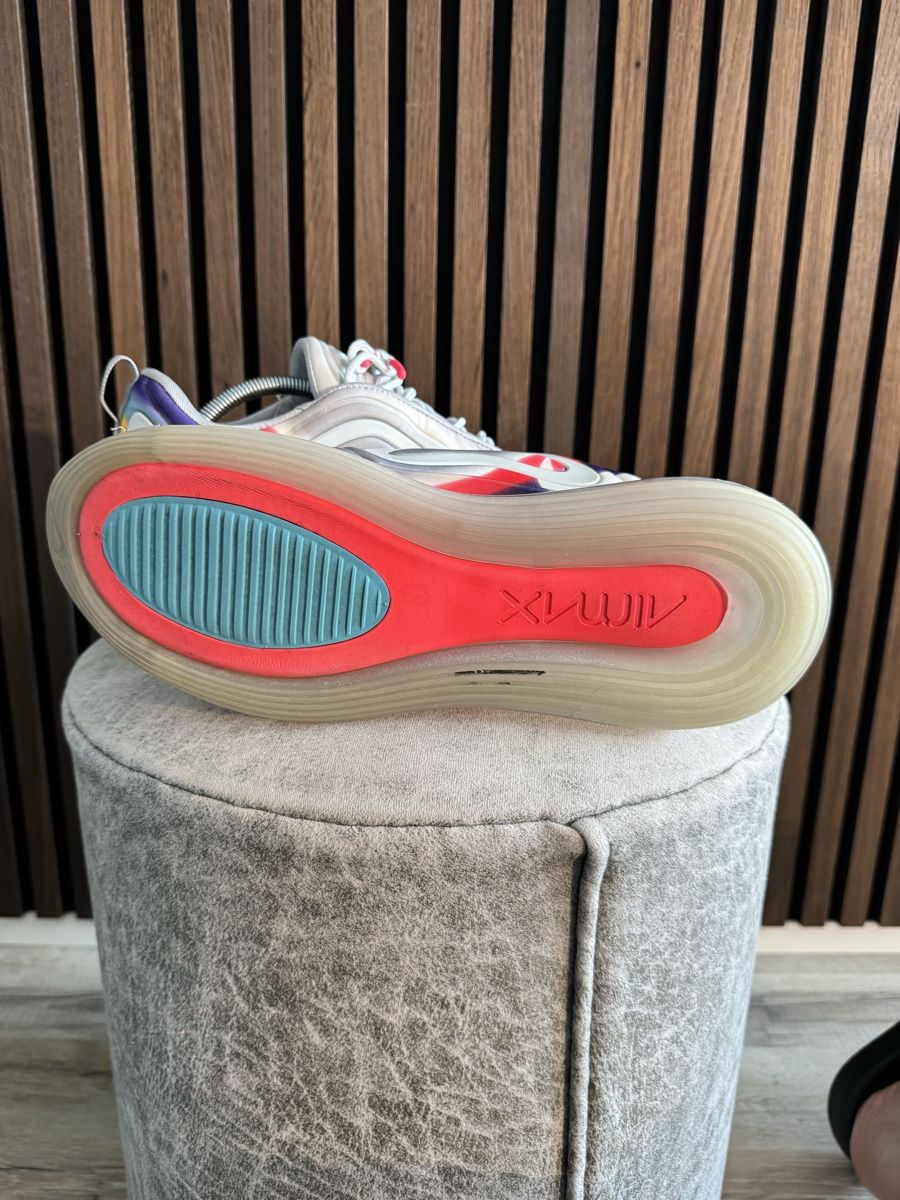 Nike Scarpe da uomo: Nike Air Max 720 Herren Schuhe Grösse 44.5 – Nuovo (secondo la descrizione) da Zürich venduto da egz_nr8d 4