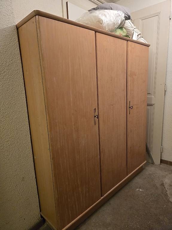 Schränke: Holzschrank – Gebraucht aus Thun von Thuner77 2