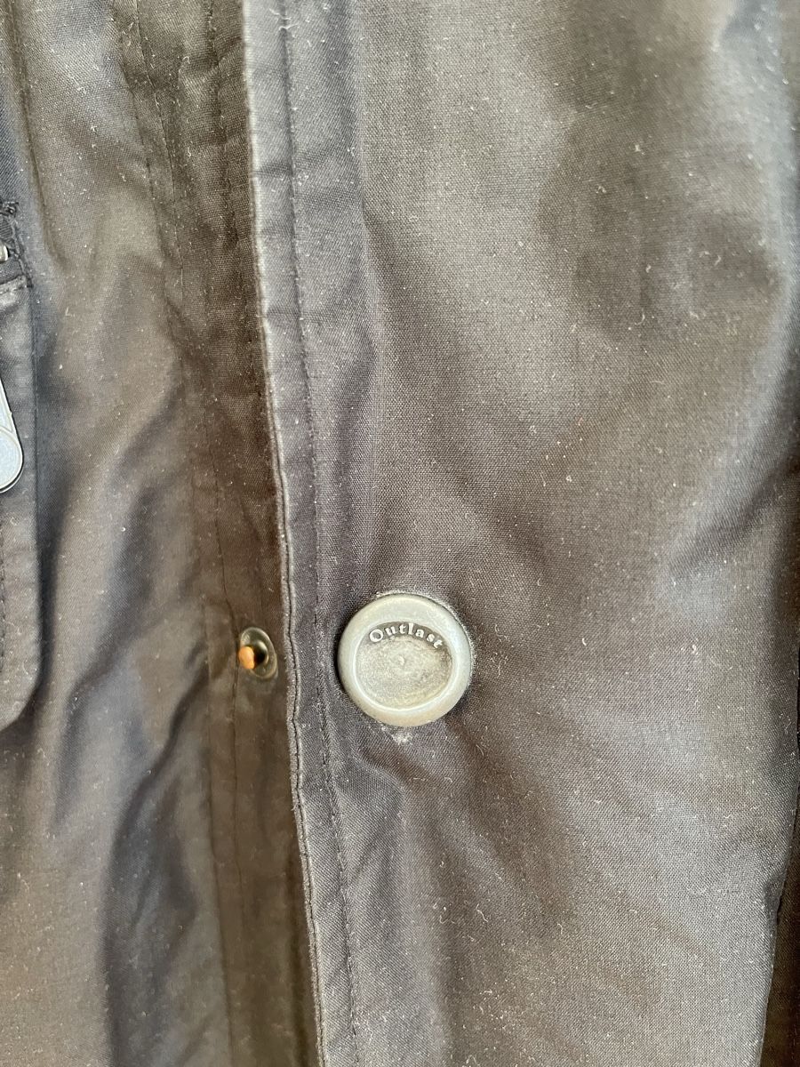 Jacken: Jacke schwarz – Gebraucht aus Zürich von liv125 1