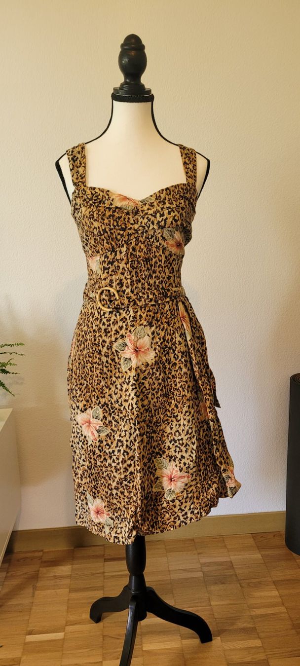 Vestiti: Rockabilly Kleid – Nuovo (secondo la descrizione) da Olten venduto da ali_p5tn