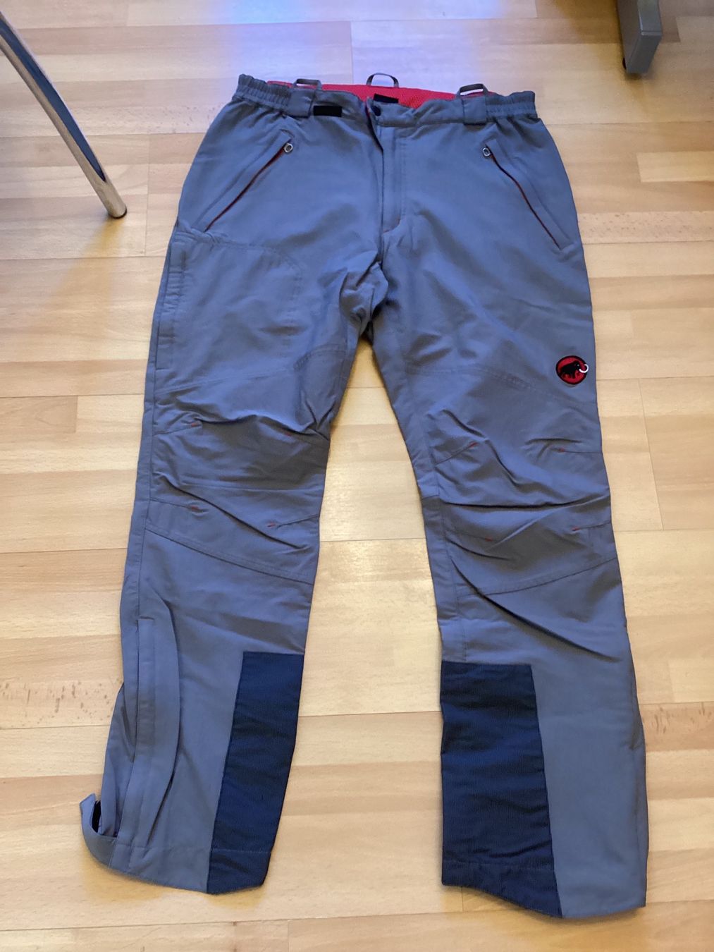 Mammut Pantaloni: Herren Mammut Wanderhosen Gr 52 – Usato da Unterkulm venduto da Lunchen11 2