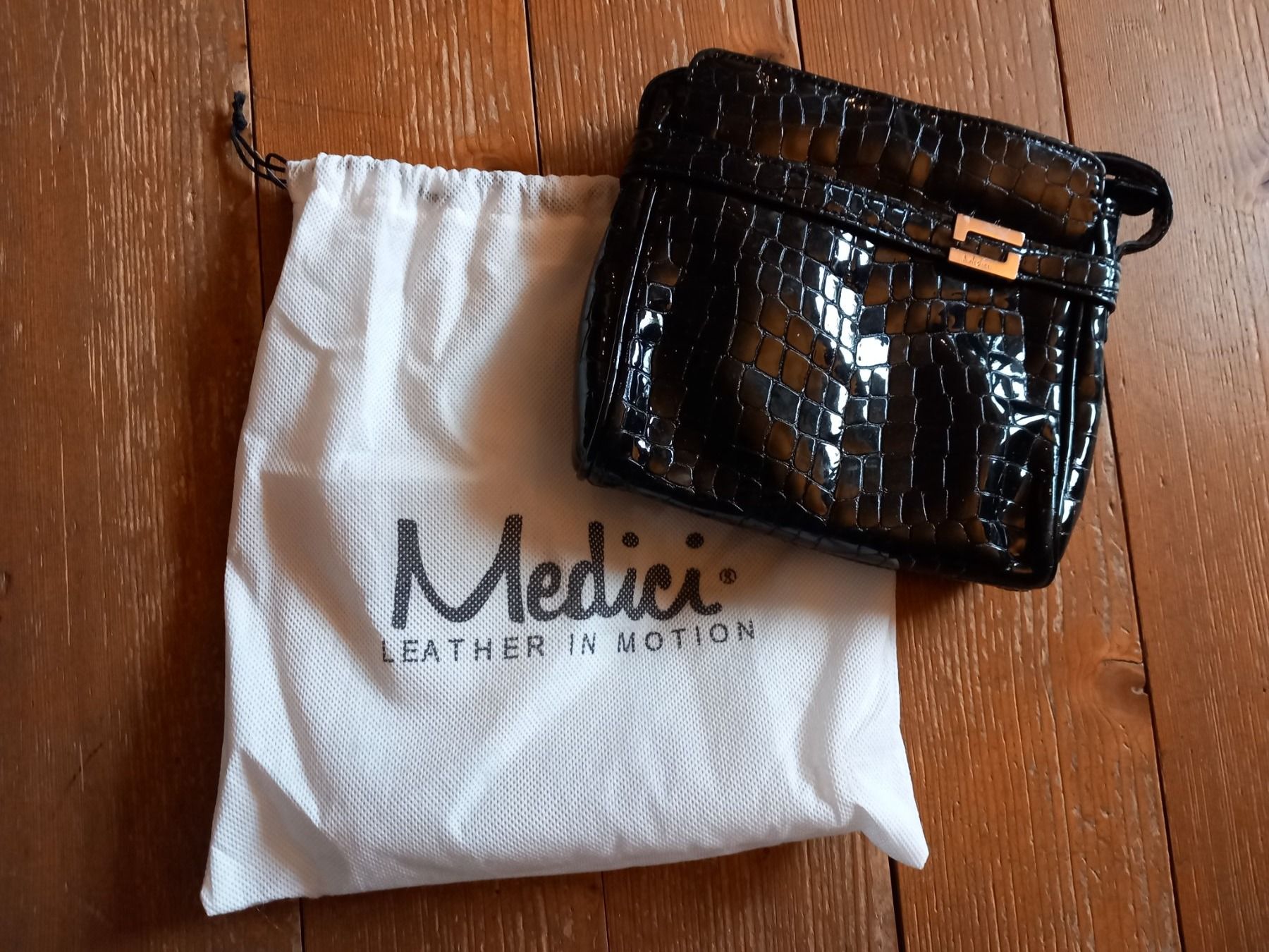 Borse da donna: Medici Handtasche mit Staubbeutel – Usato da Nänikon venduto da Haexli_70