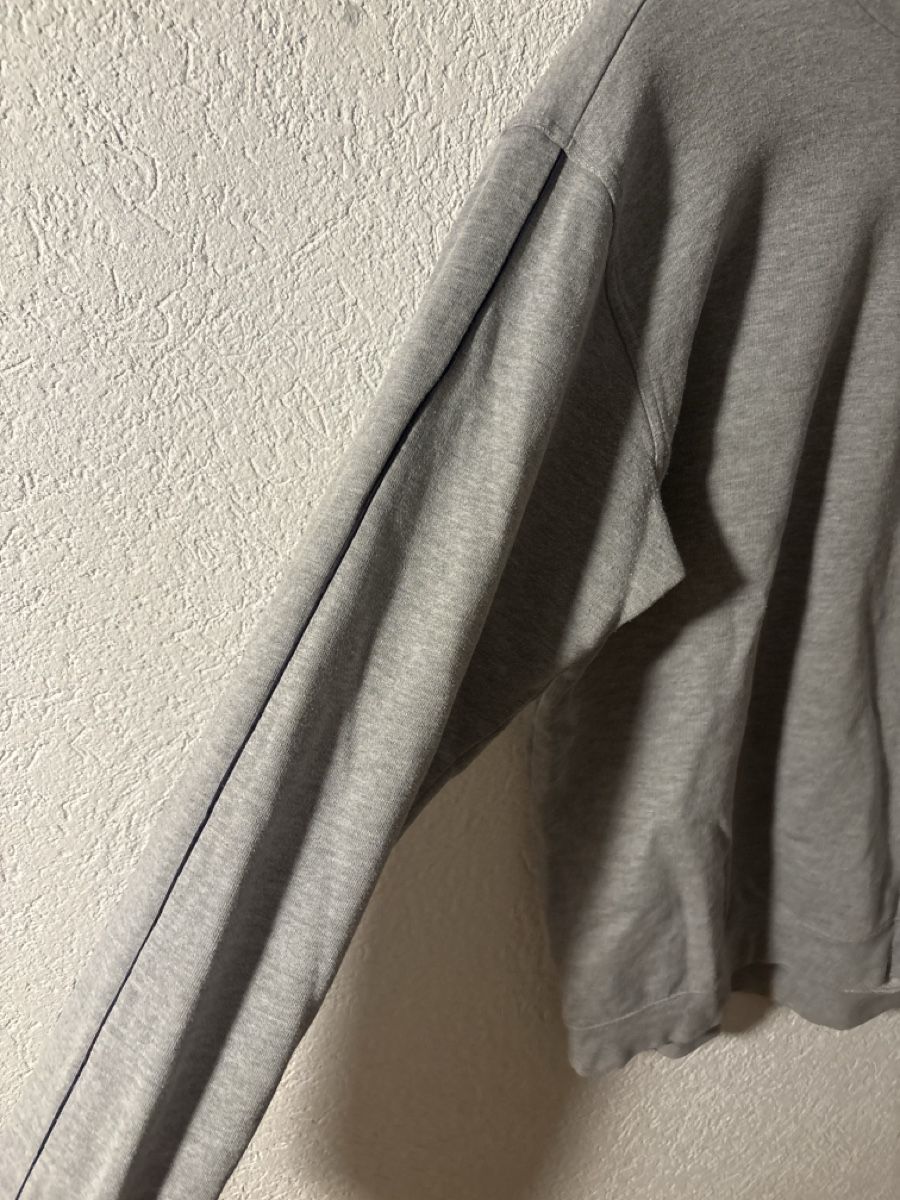 Puma Maglioni & Felpe: Pull-over Puma gris, état correct, taille standard – Nuovo (secondo la descrizione) da Malleray venduto da lol_96pf 1