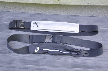ASICS Laufgürtel - Jogginggürtel / plus ein 2. von Decathlon
